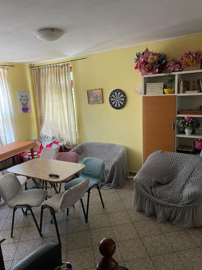Constantinescu A. Hotel Buşteni Buitenkant foto