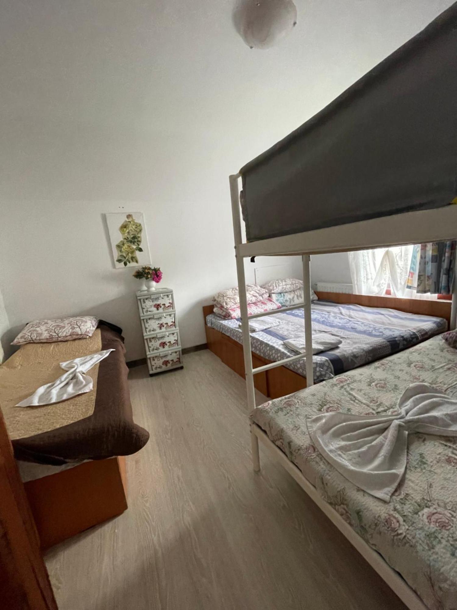 Constantinescu A. Hotel Buşteni Buitenkant foto