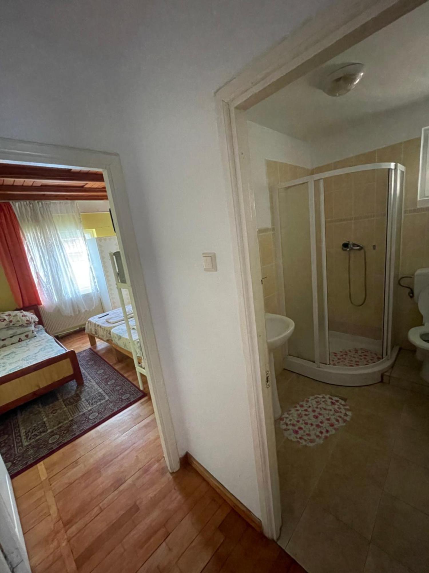 Constantinescu A. Hotel Buşteni Buitenkant foto